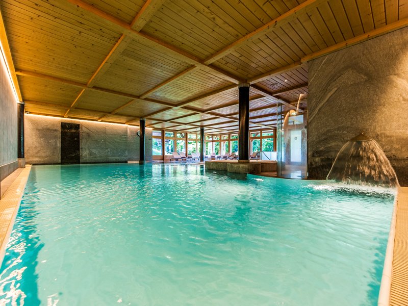 Hotel Le Grand Bellevue Gstaad, Pool